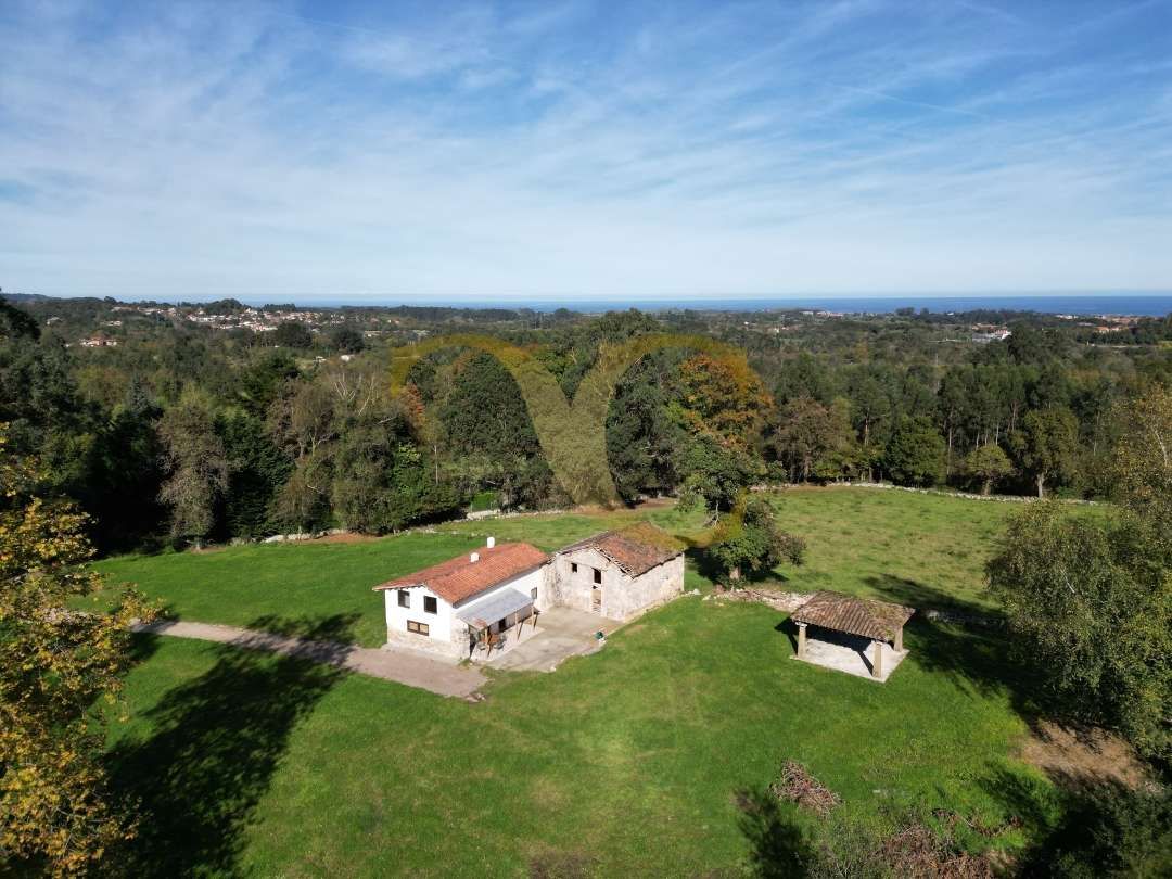 House or chalet for sale in Llanes  with Heating, Private garden and Storage room