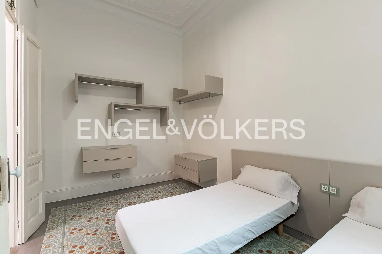 Dormitori de Apartament en venda en Vilafranca del Penedès amb Calefacció, Moblat i Balcó