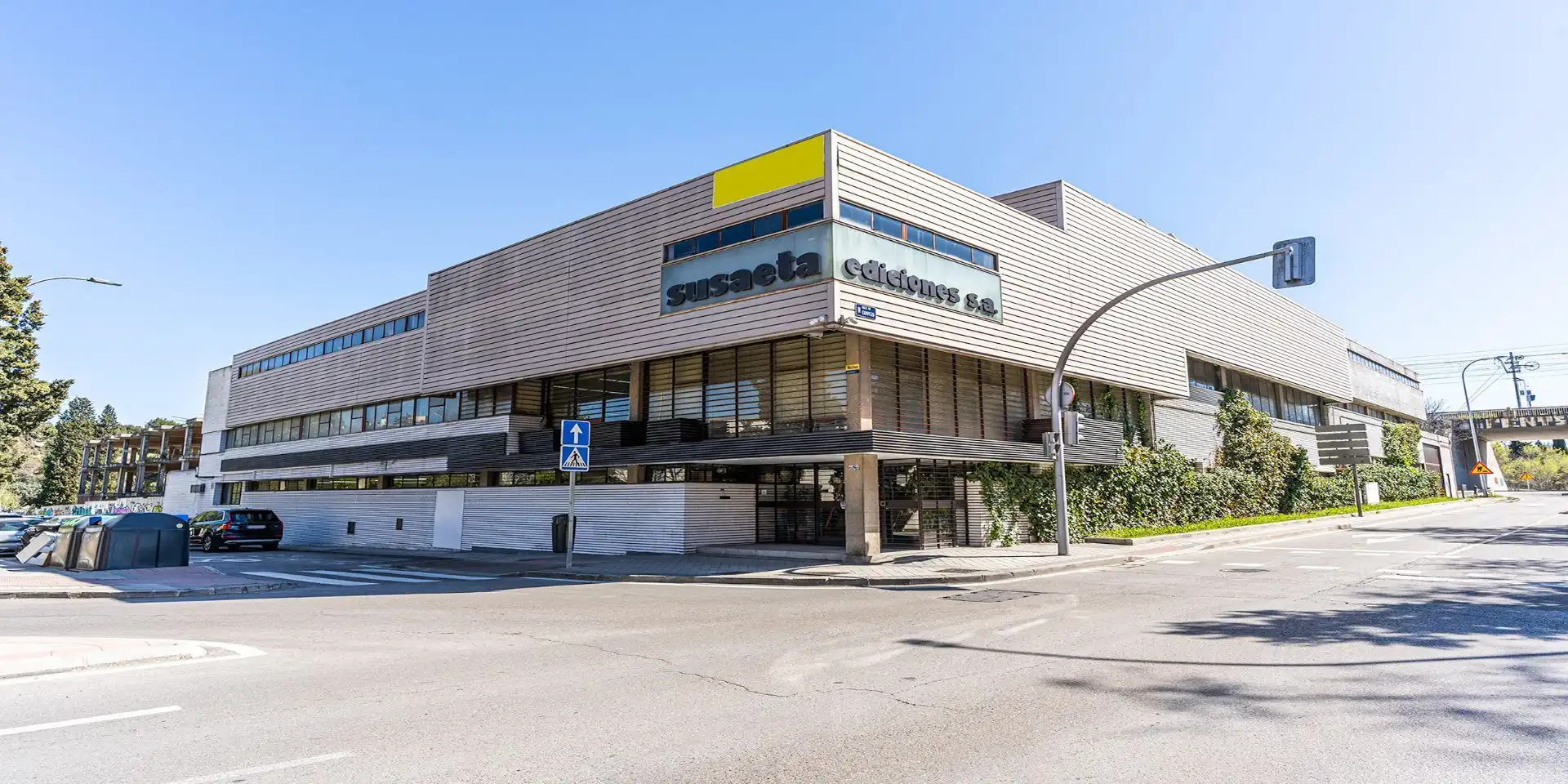 Außenansicht von Gebäude zum Verkauf in Madrid