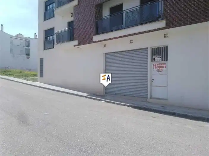 Local comercial en venda a Torredelcampo