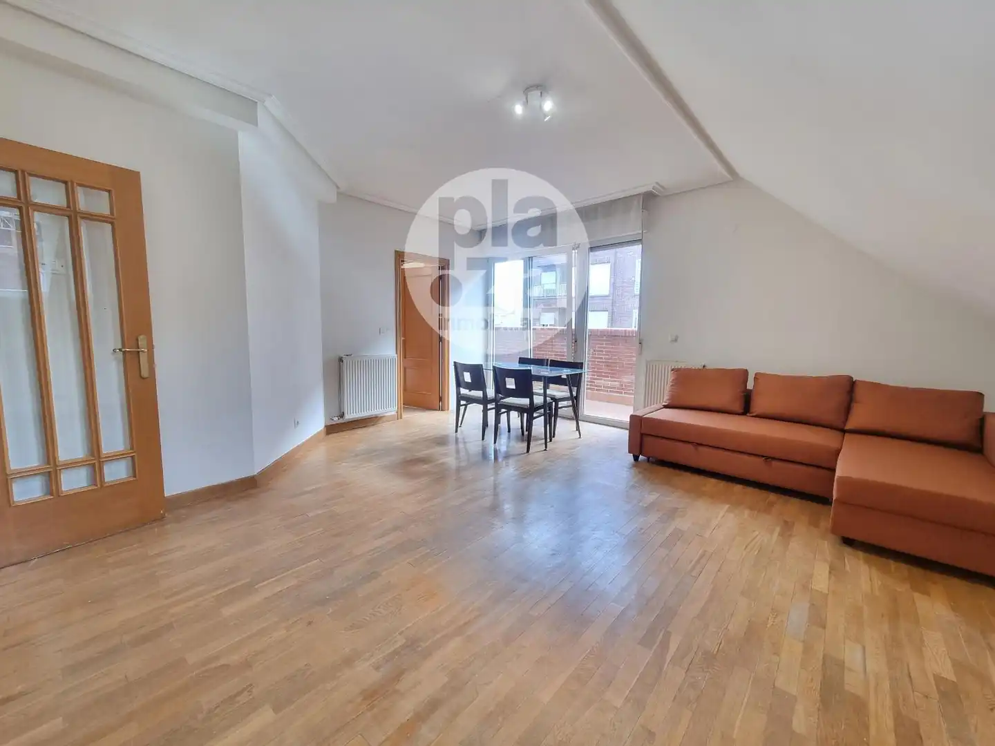 Sala de estar de Ático de alquiler en Burgos con Calefacción, Terraza y Trastero