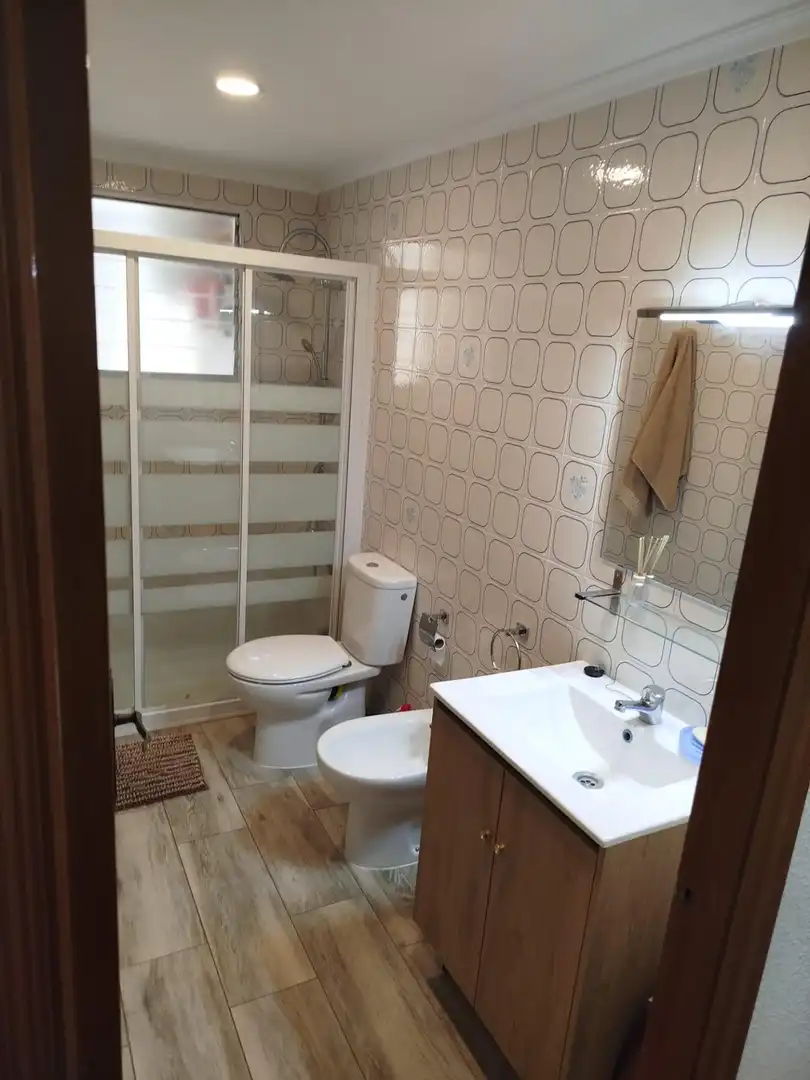 Badezimmer von Wohnungen zur Miete in Benicasim / Benicàssim mit Privatgarten, Terrasse und Gemeinschaftspool