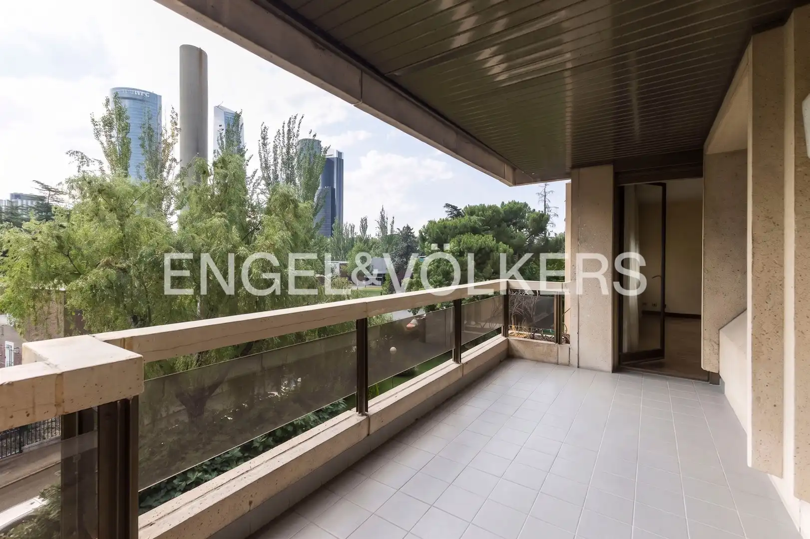 Terrace of Flat for sale in Madrid  with Heating, Private garden and Terrace