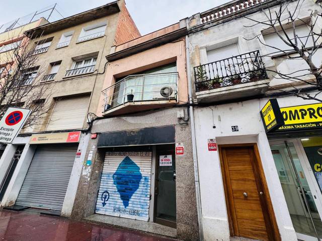 Casa adosada en Venta en Carrer Major en Montcada Centre - La Ribera