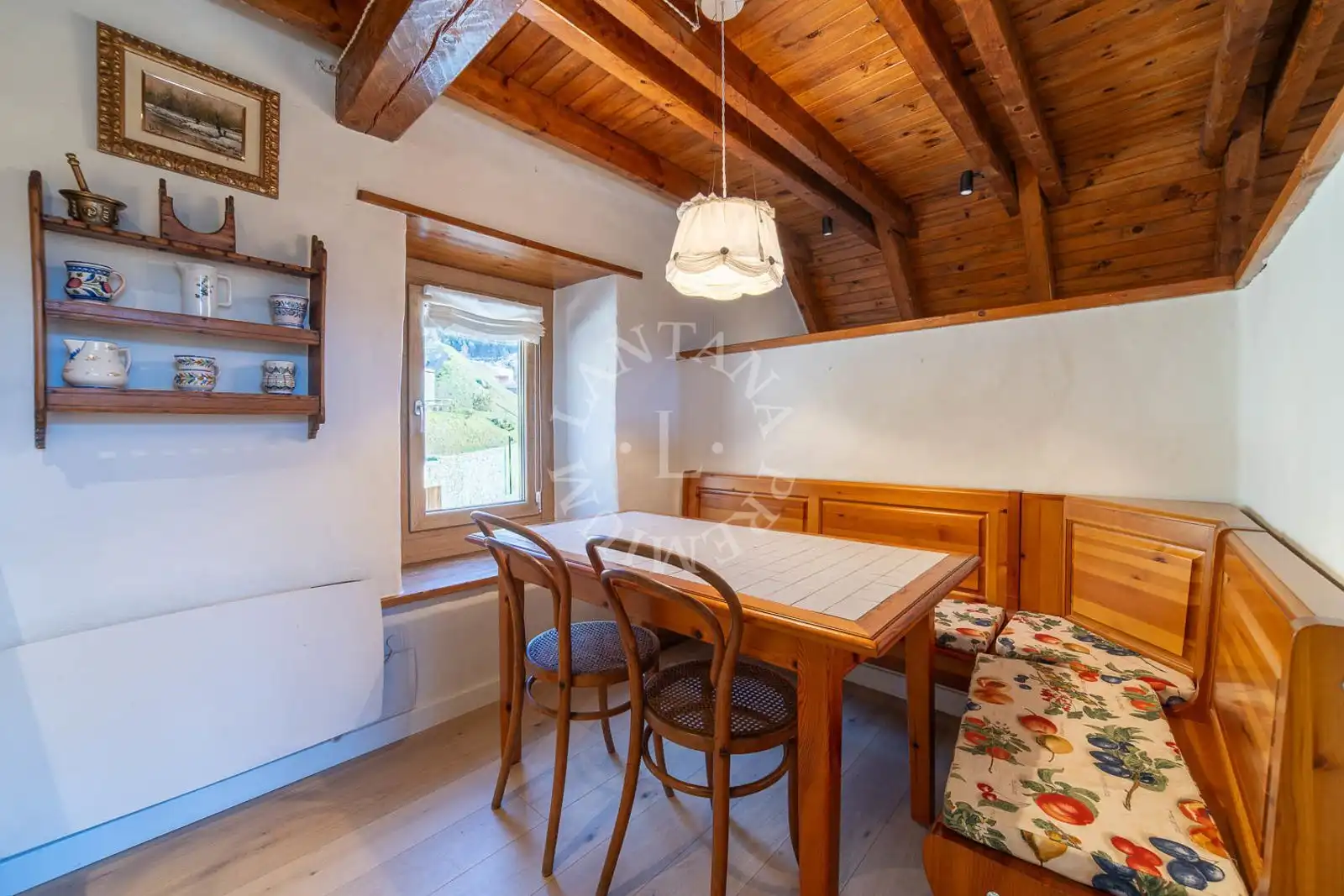 Comedor de Casa o chalet en venta en Naut Aran con Calefacción, Parquet y Terraza