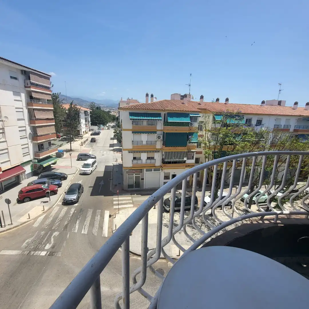Vista exterior de Pis en venda en Vélez-Málaga amb Aire condicionat, Terrassa i Traster