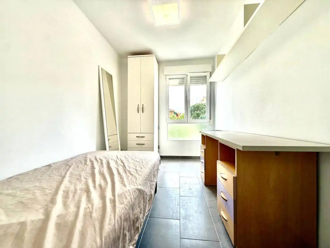 Bedroom of Flat for rent in Toledo  with Air Conditioner, Heating and Terrace