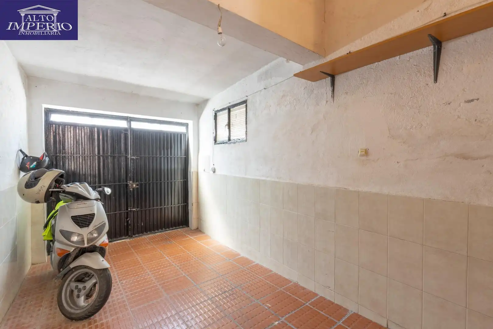 Casa o xalet en venda en La Zubia amb Terrassa