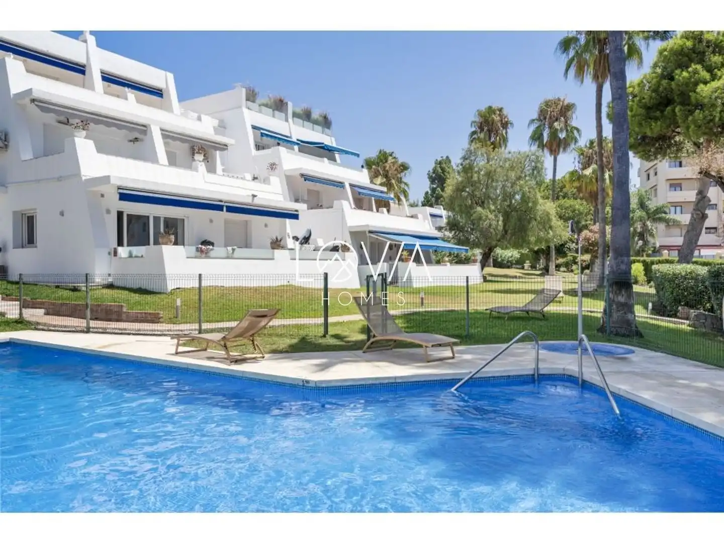 Pis amb piscina en venda a Puerto Banus