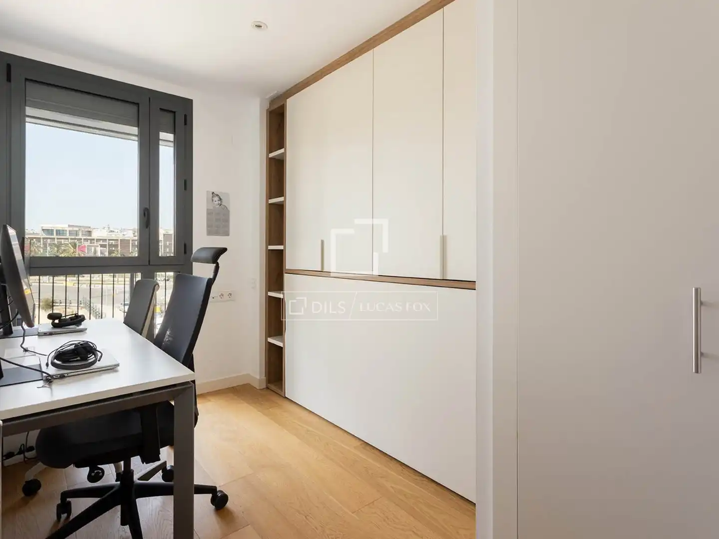 Bedroom of Flat for rent in Barcelona  with Air Conditioner, Heating and Parquet flooring
