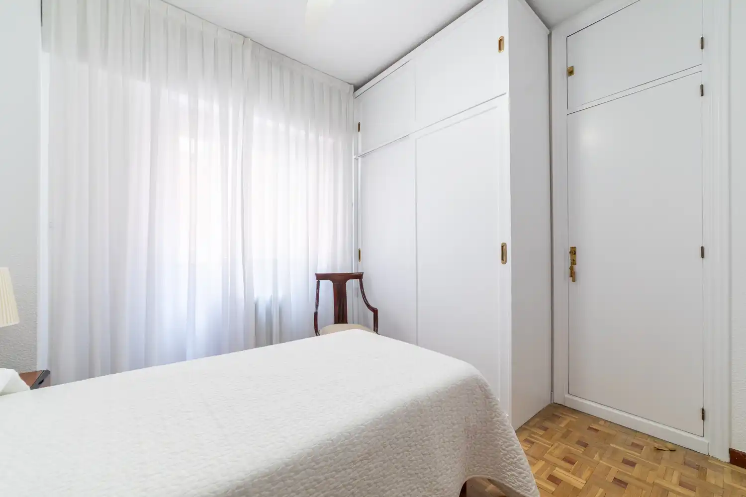 Wohnung zur Miete in Calle de Toledo, Acacias