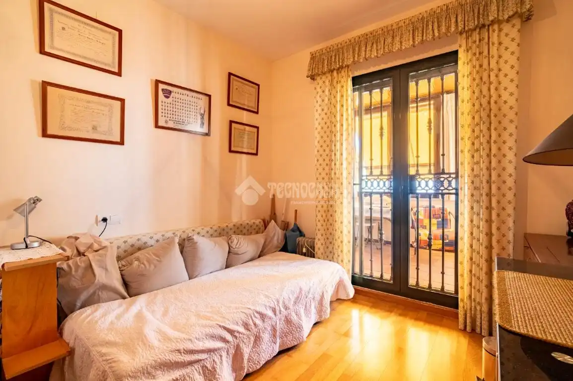 Schlafzimmer von Wohnung zum Verkauf in Jun
