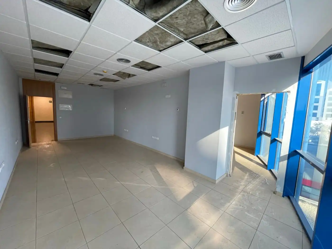 Oficina en venta en Calle Astronomía, 1, San Jerónimo - La Bachillera