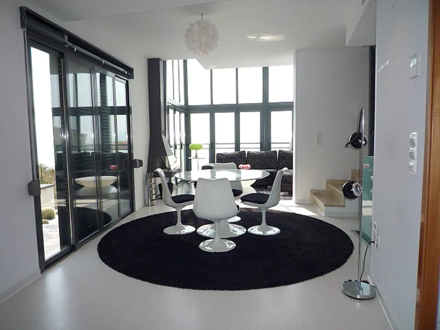 Sala d'estar de Casa adosada en venda en Calpe / Calp amb Aire condicionat, Terrassa i Moblat