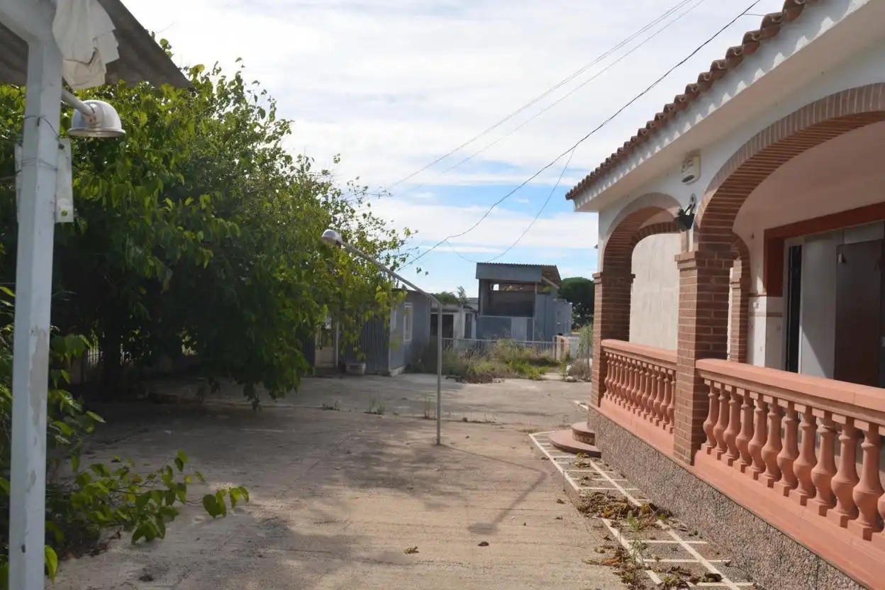 Vista exterior de Casa o xalet en venda en Ponent