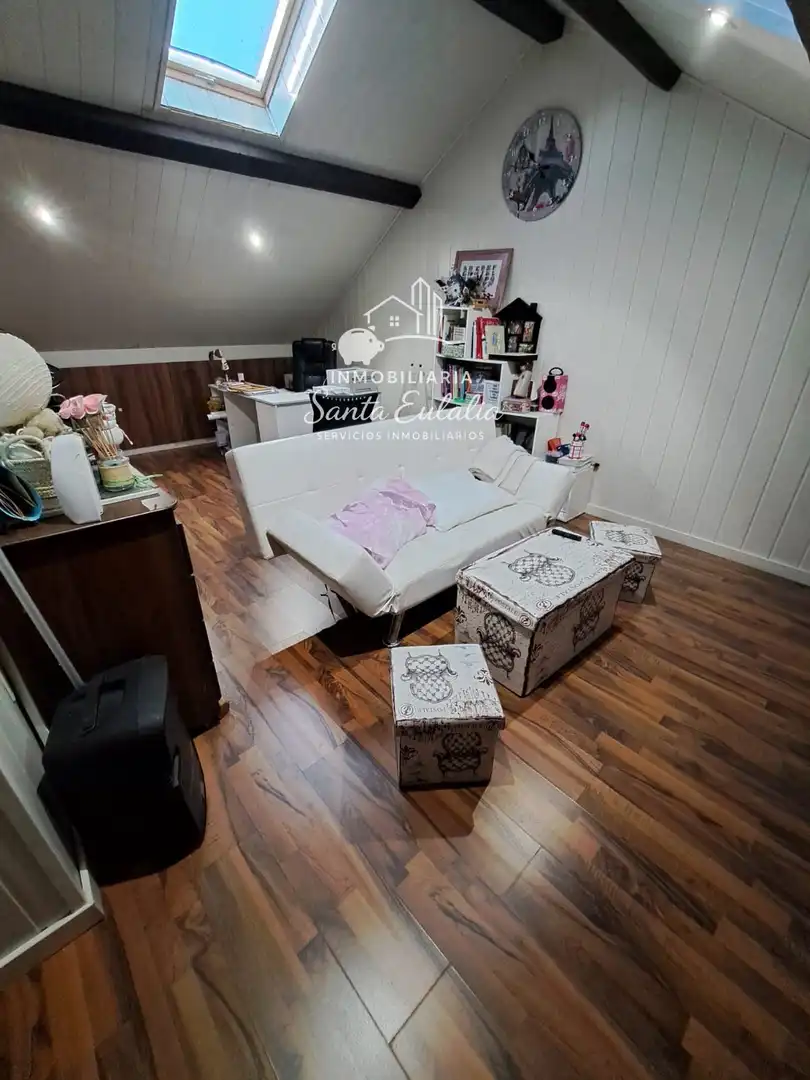 Sala d'estar de Casa adosada en venda en Mérida amb Aire condicionat, Calefacció i Traster
