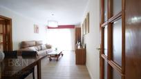 Sala d'estar de Pis en venda en Terrassa amb Calefacció i Terrassa