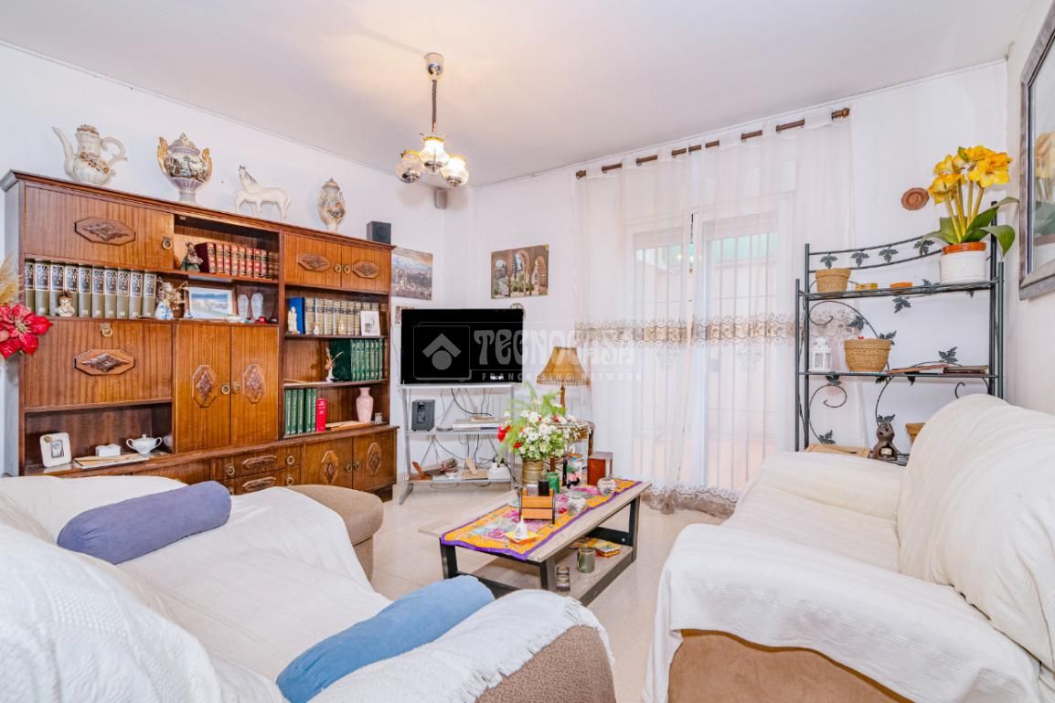 Living room of Single-family semi-detached for sale in Alhendín