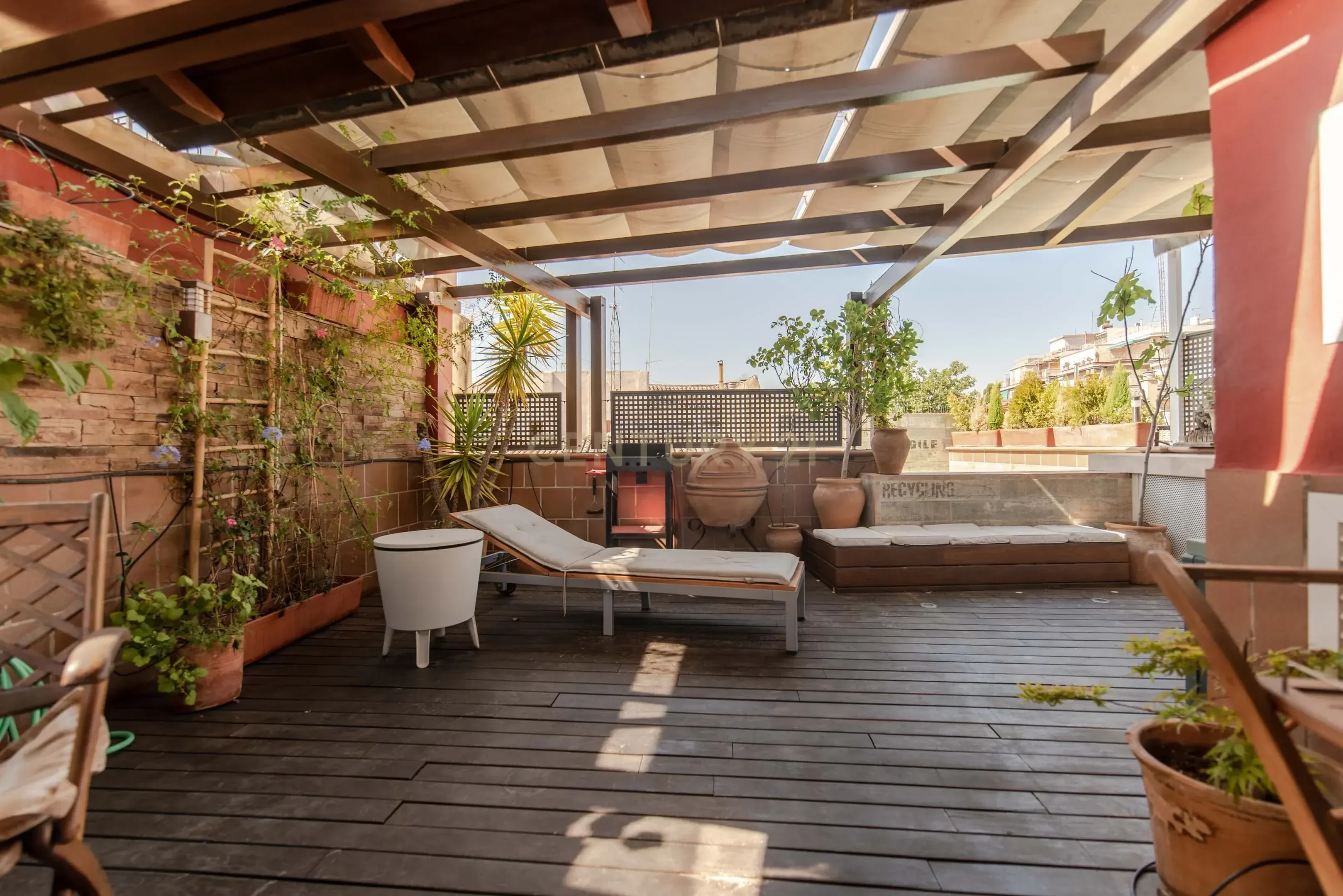 Terrassa de Pis en venda en  Granada Capital amb Aire condicionat, Calefacció i Terrassa