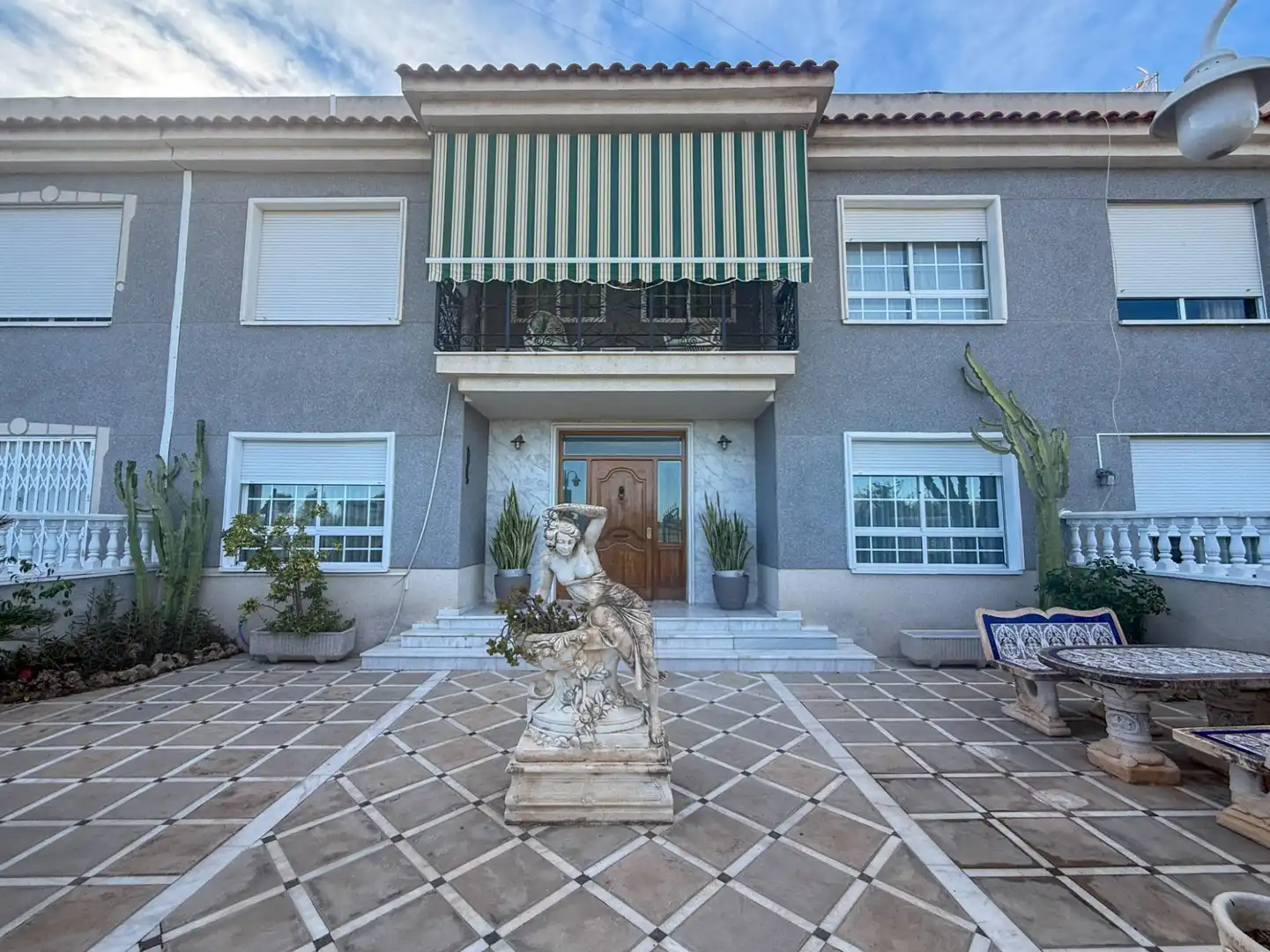 Vista exterior de Casa o xalet en venda en Callosa de Segura amb Aire condicionat, Calefacció i Jardí privat