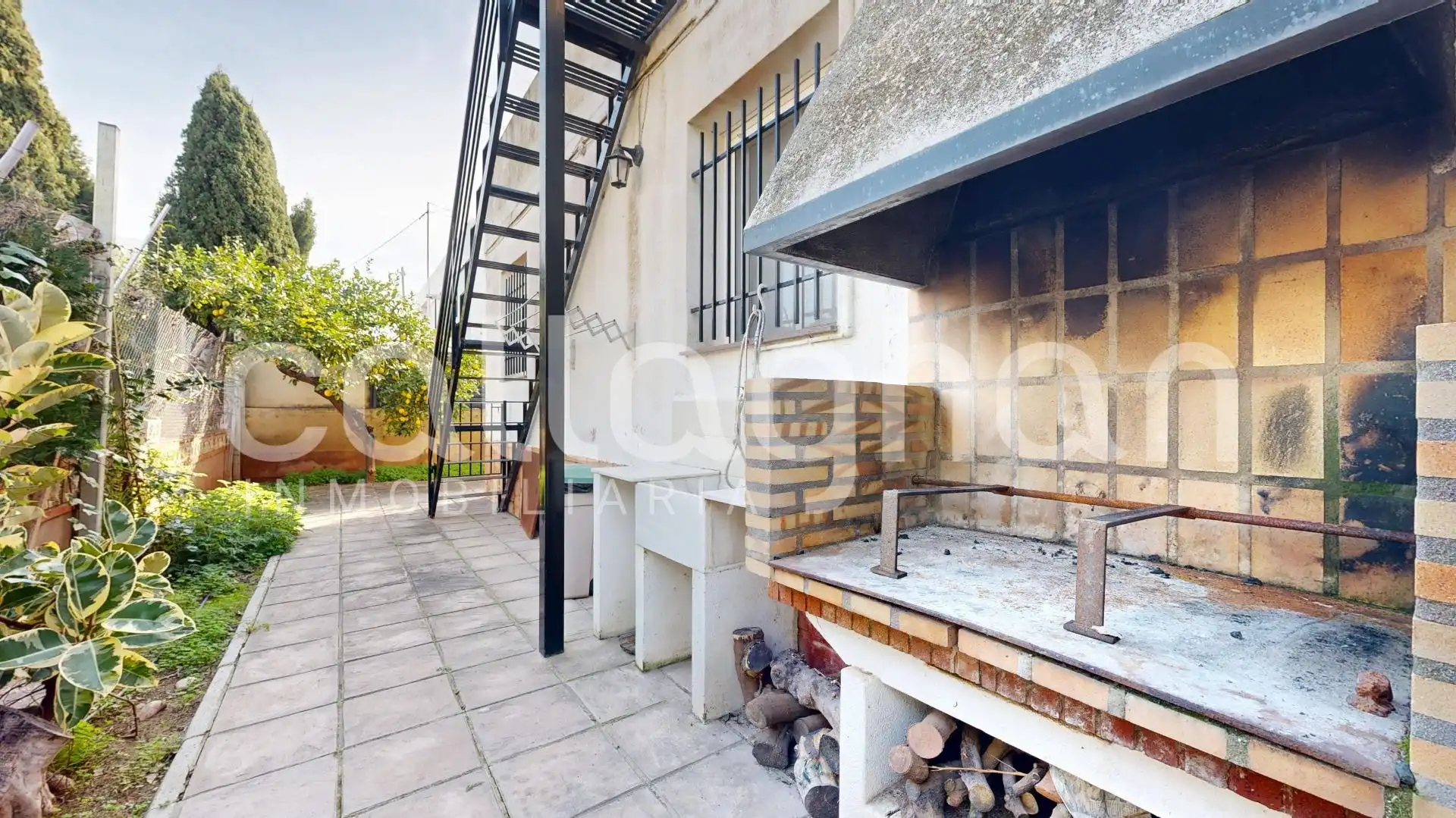 Terrassa de Casa o xalet en venda en Sagunto / Sagunt amb Aire condicionat, Calefacció i Jardí privat