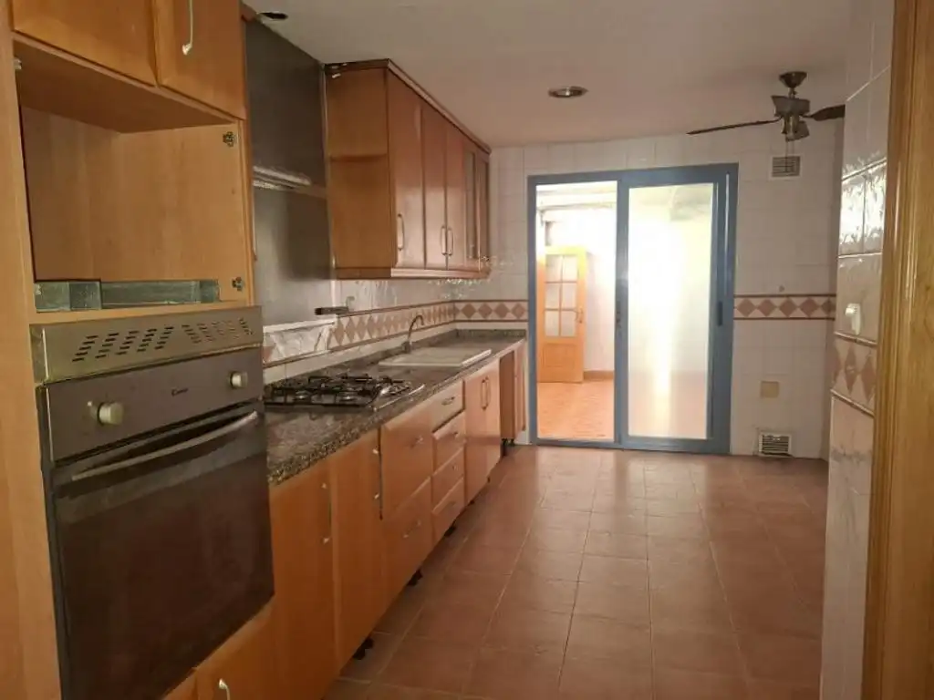 Cocina de Casa adosada en venta en Alhaurín de la Torre con Alarma y Piscina comunitaria