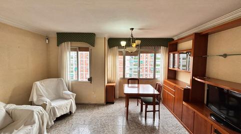 Foto 3 de Piso en venta en Sant Ildefons, Cornellà de Llobregat