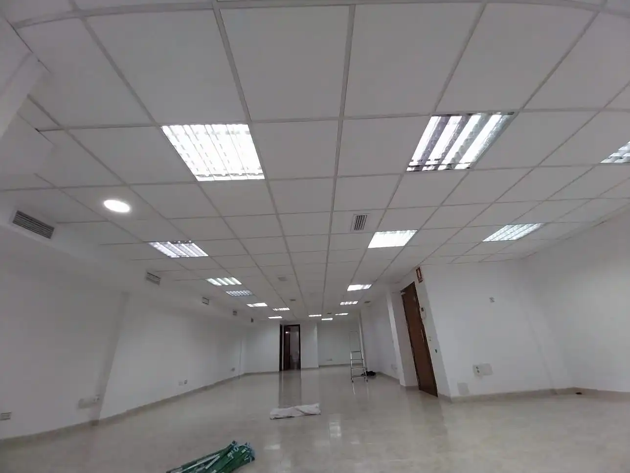 Büro mit Aufzug zur Miete in Calle General Lacy 5