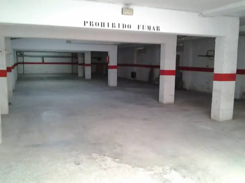 Parcheggio in vendita a Nucli Antic, imagen 3