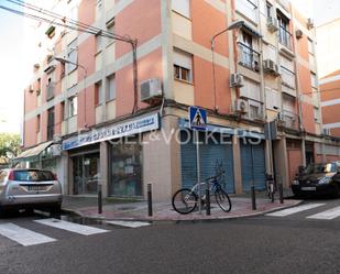 Exterior view of Flat for sale in  Sevilla Capital  with Heating
