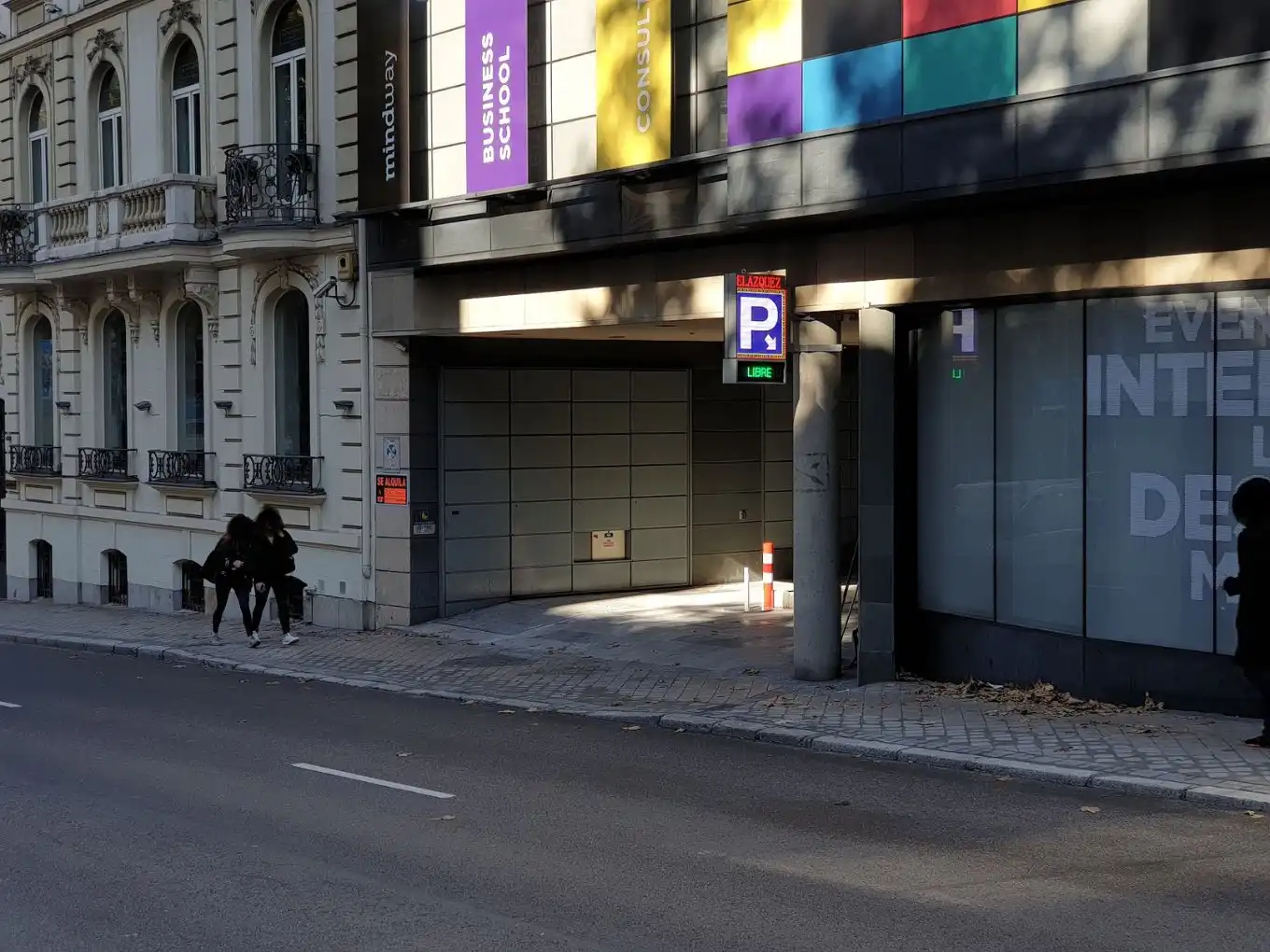 Aparcament de Garatge de lloguer en Madrid amb Alarma