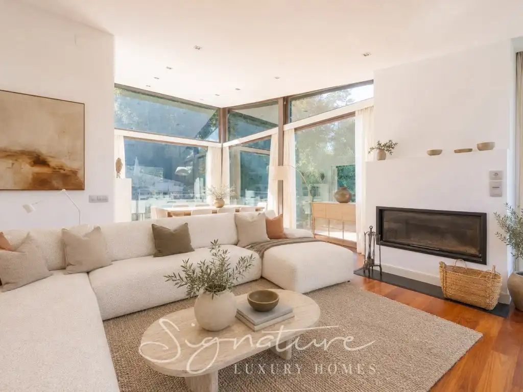 Sala de estar de Casa o chalet en venta en Barcelona con Aire acondicionado