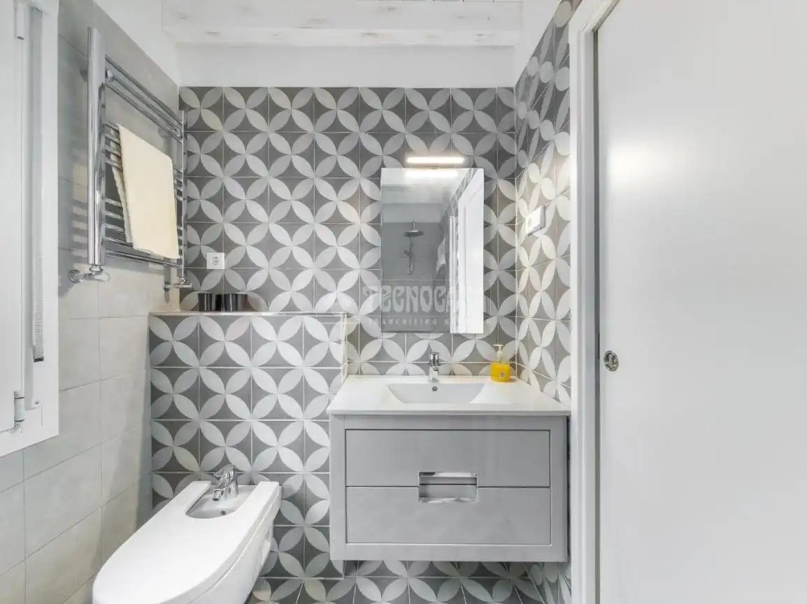 Baño de Piso en venta en Madrid con Aire acondicionado, Calefacción y Terraza
