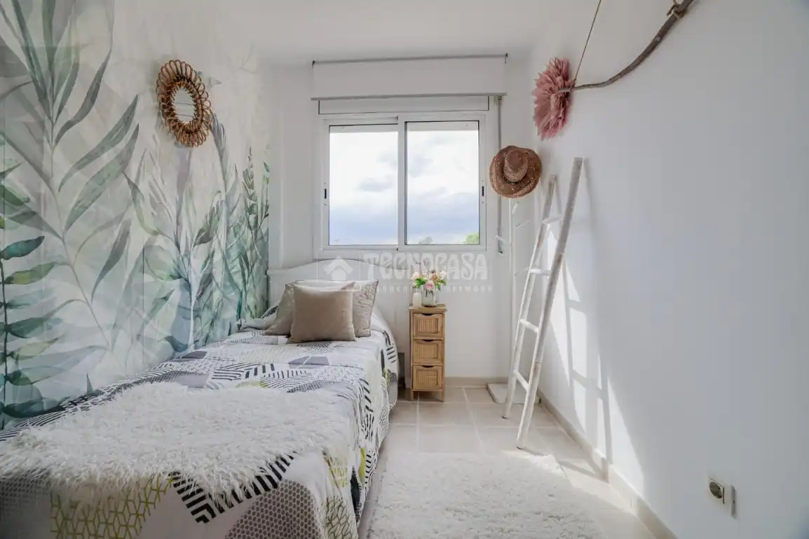 Schlafzimmer von Einfamilien-Reihenhaus zum Verkauf in Terrassa mit Klimaanlage, Heizung und Terrasse