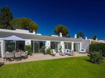 Casa con piscina in vendita a LEVANTE-NVA AND ALOHA 9