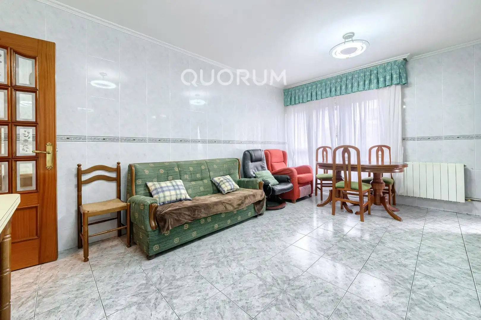 Wohnzimmer von Wohnung zum Verkauf in Pozokoetxe