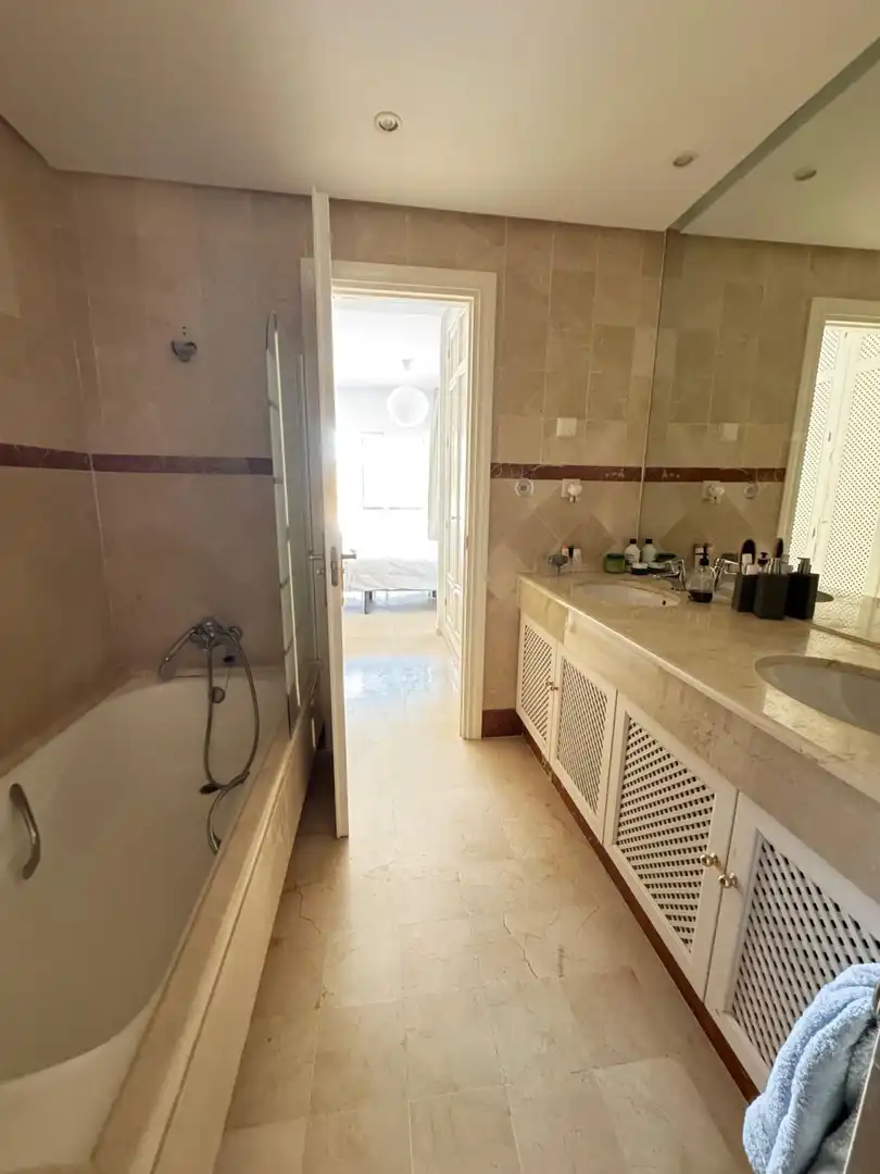 Apartment to rent in Nueva Andalucía, imagen 11