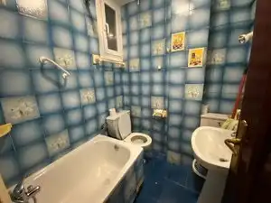 Baño de Piso en venta en Madrid con Aire acondicionado, Calefacción y Horno