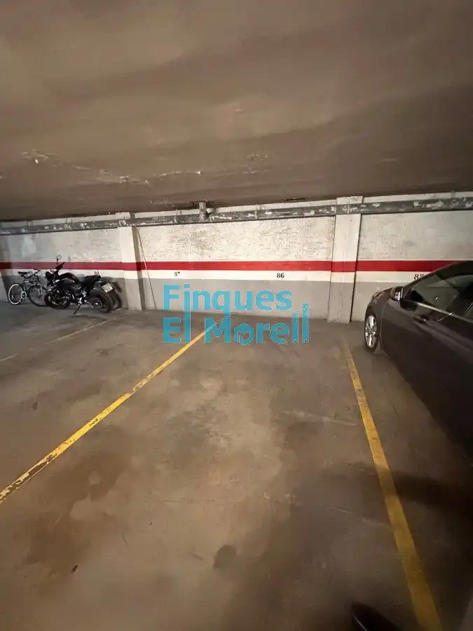 Parking of Garage for sale in Reus