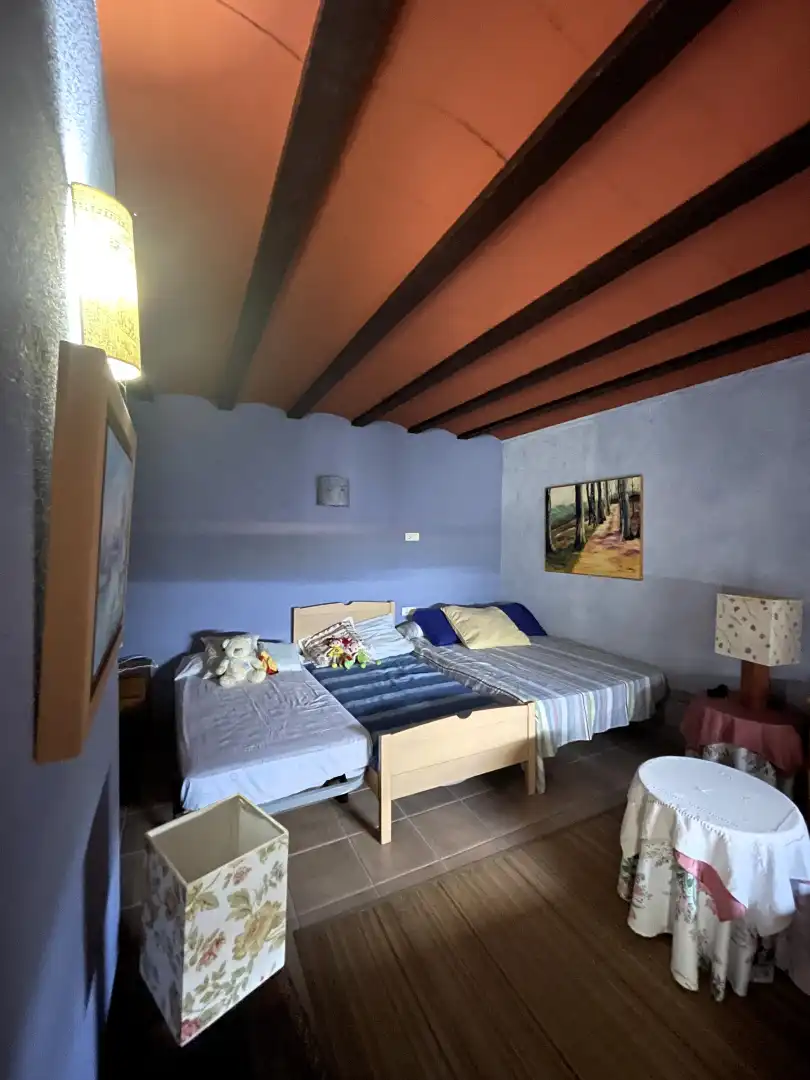 Dormitori de Finca rústica en venda en Mieres (Girona) amb Calefacció, Parquet i Terrassa