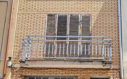 Vista exterior de Casa o xalet en venda en Les Borges Blanques amb Terrassa i Balcó