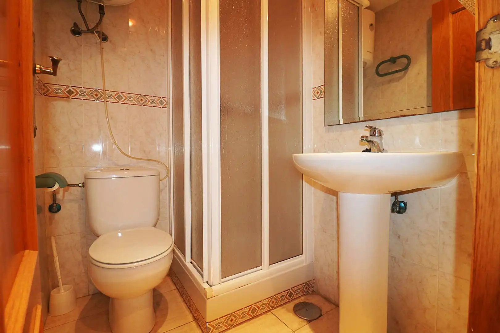 Bathroom of Flat for rent in Guardamar del Segura  with Terrace, Furnished and Oven