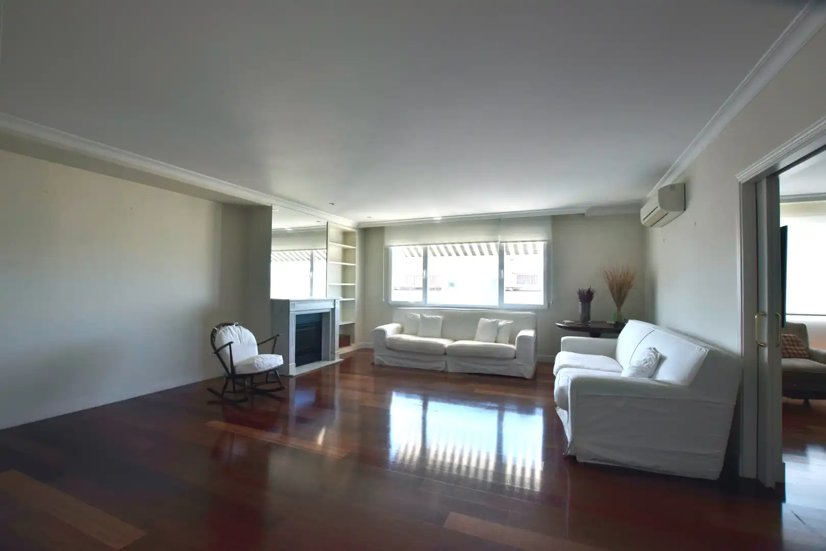 Living room of Flat for sale in Chamartín
