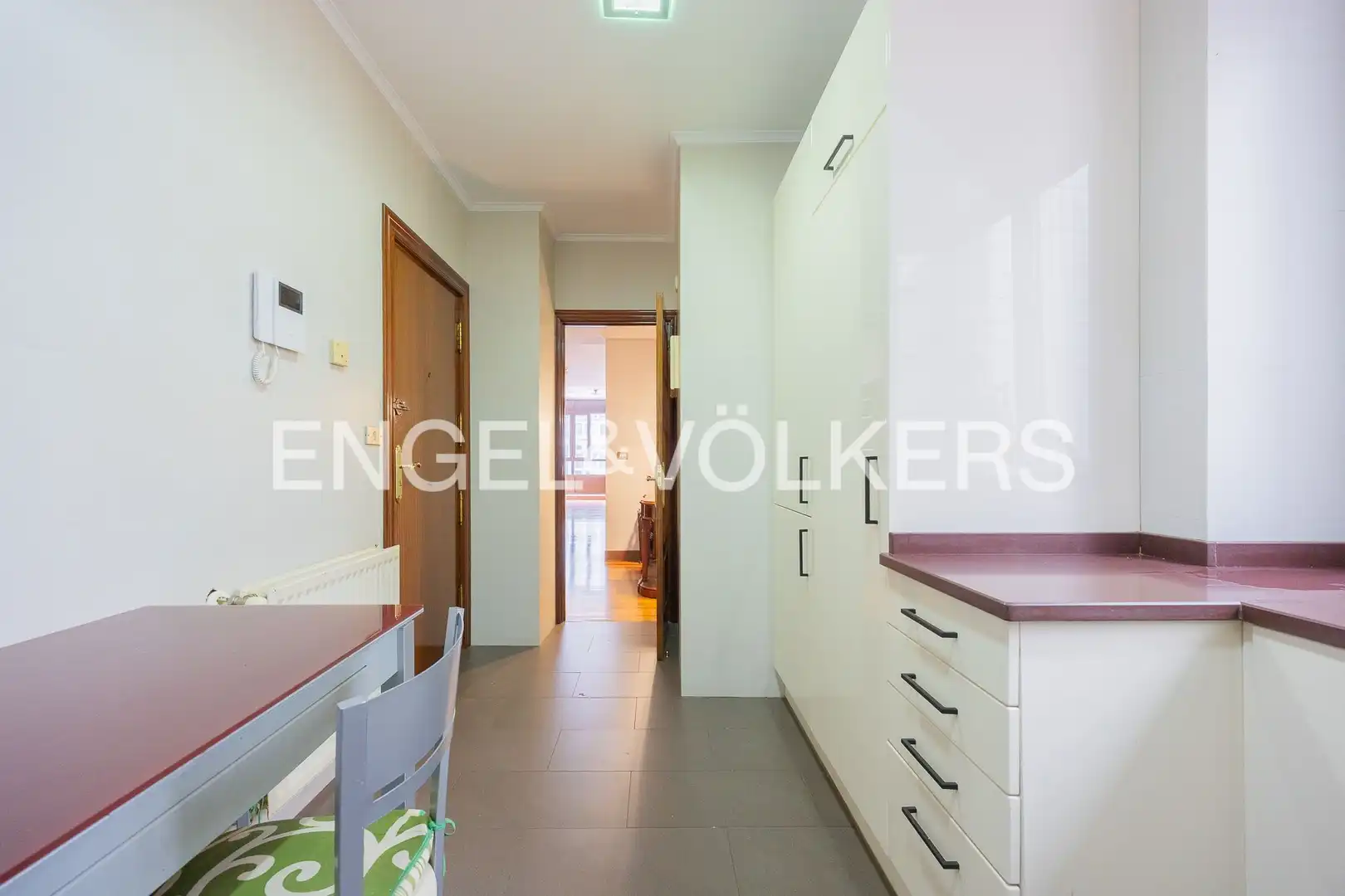 Wohnung zum Verkauf in Bilbao  mit Heizung, Parkett und Balkon