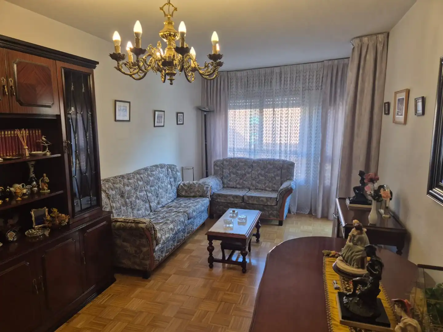 Living room of Flat for sale in Palencia  with Heating, Parquet flooring and Terrace