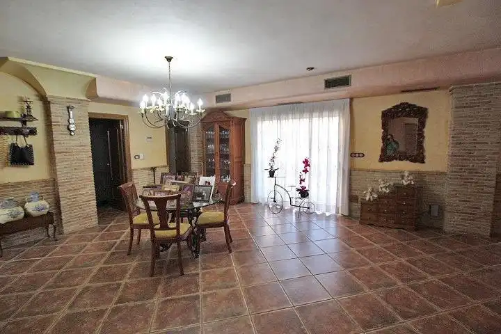 Casa con piscina en venta en N/A, imagen 3