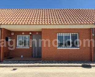 Vista exterior de Casa o xalet en venda en Sardón de Duero