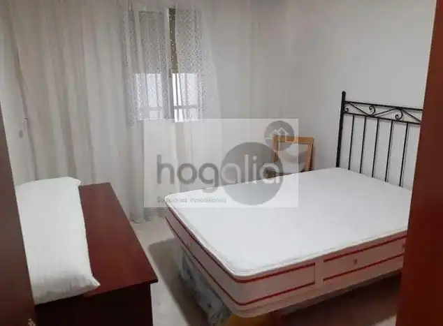 Habitación de Planta baja de alquiler en Sevilla con Amueblado