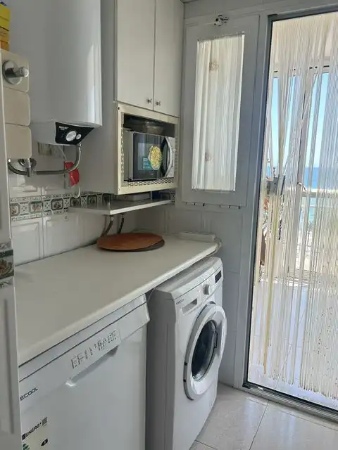 Cuina de Apartament en venda en Benicasim / Benicàssim amb Terrassa i Moblat