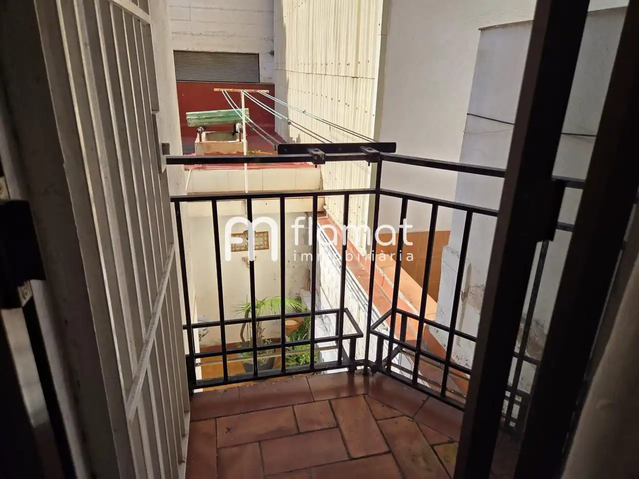 Balcony of Duplexes for sale in Santa Coloma de Gramenet  with Air Conditioner, Terrace and Balcony